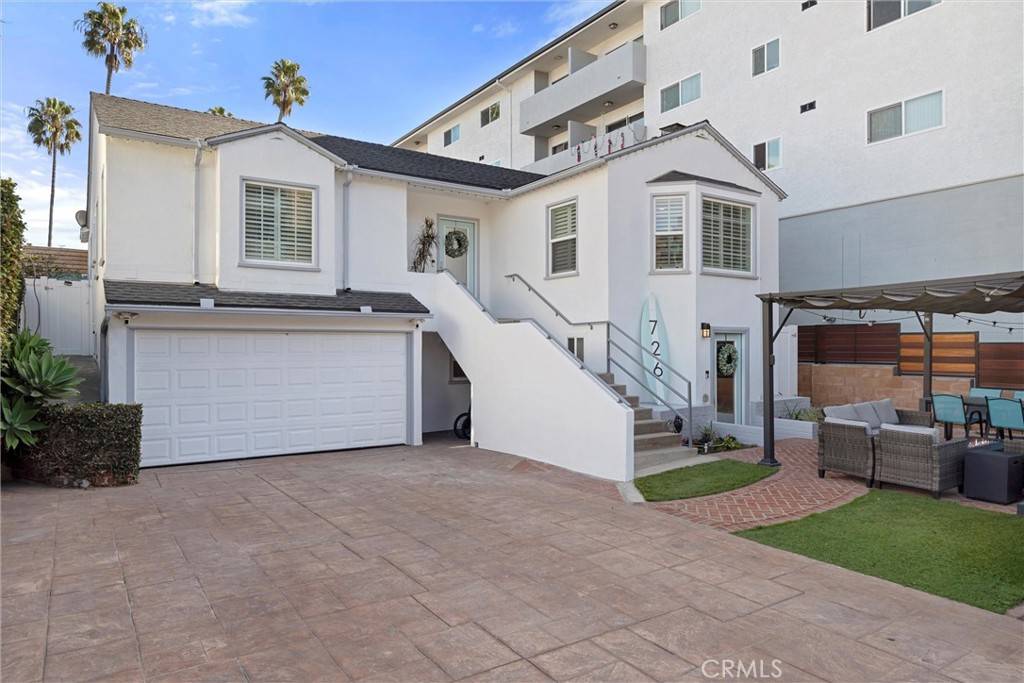 Redondo Beach, CA 90277,726 Esplanade