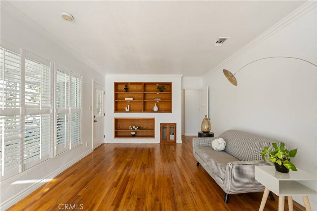 Whittier, CA 90606,10541 Lindenvale RD