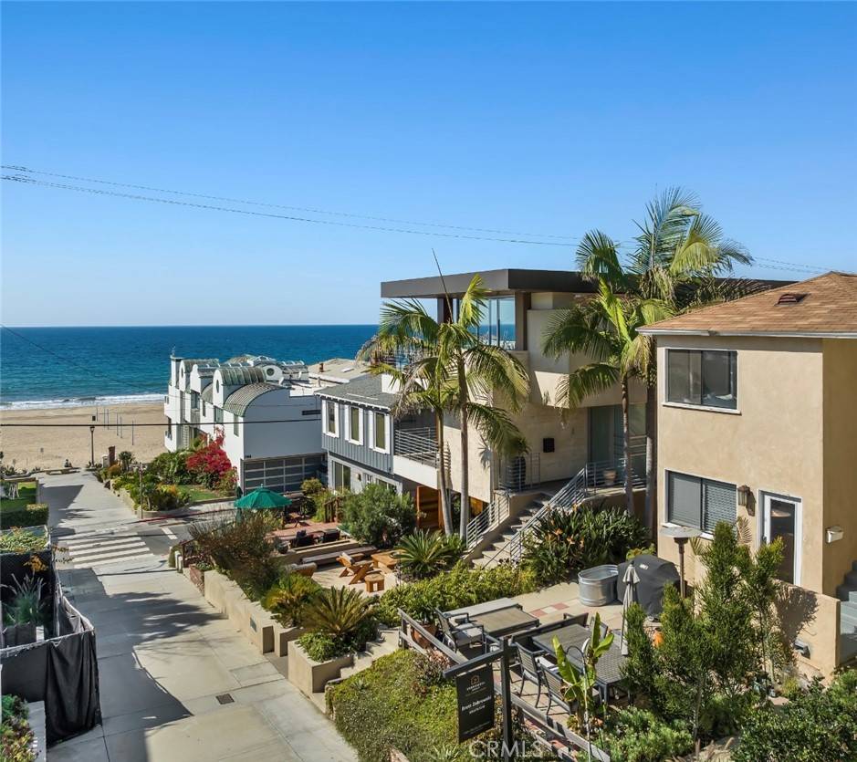 Manhattan Beach, CA 90266,125 9th ST