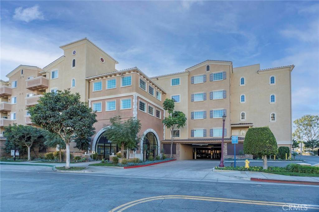 Torrance, CA 90503,21345 Hawthorne BLVD #322