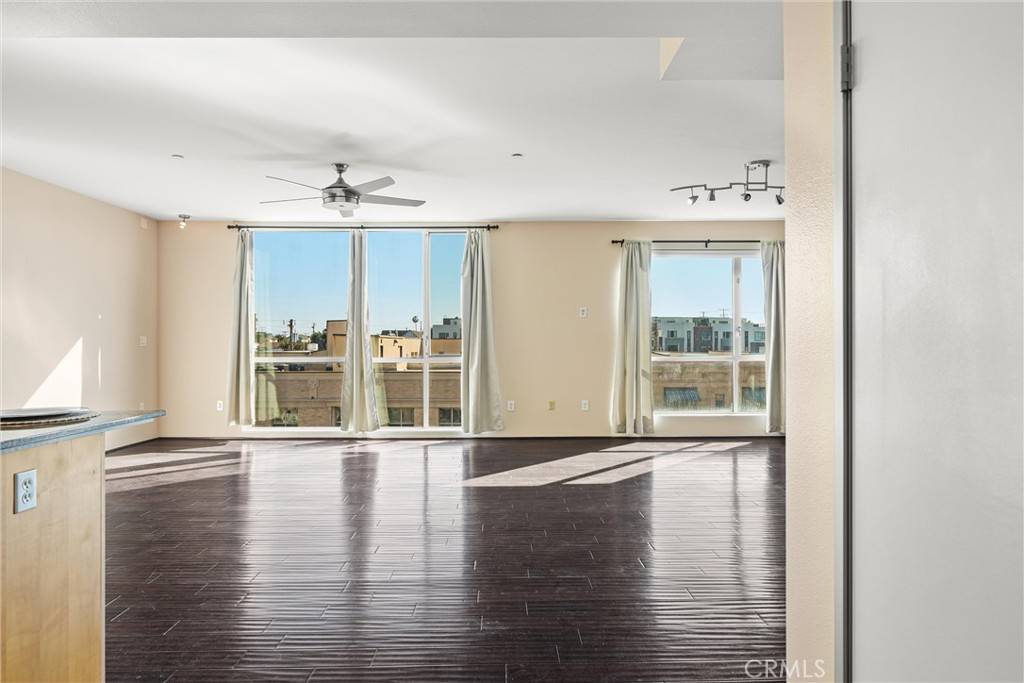San Pedro, CA 90731,285 W 6th ST #426
