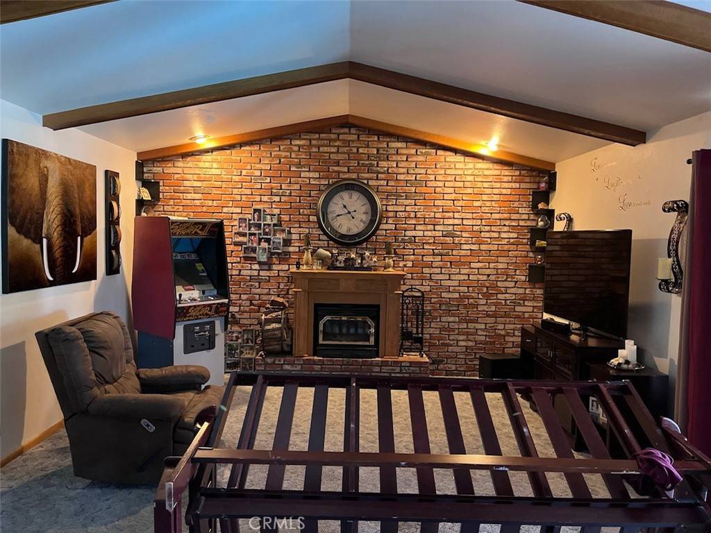 Victorville, CA 92395,13972 Arrowhead DR