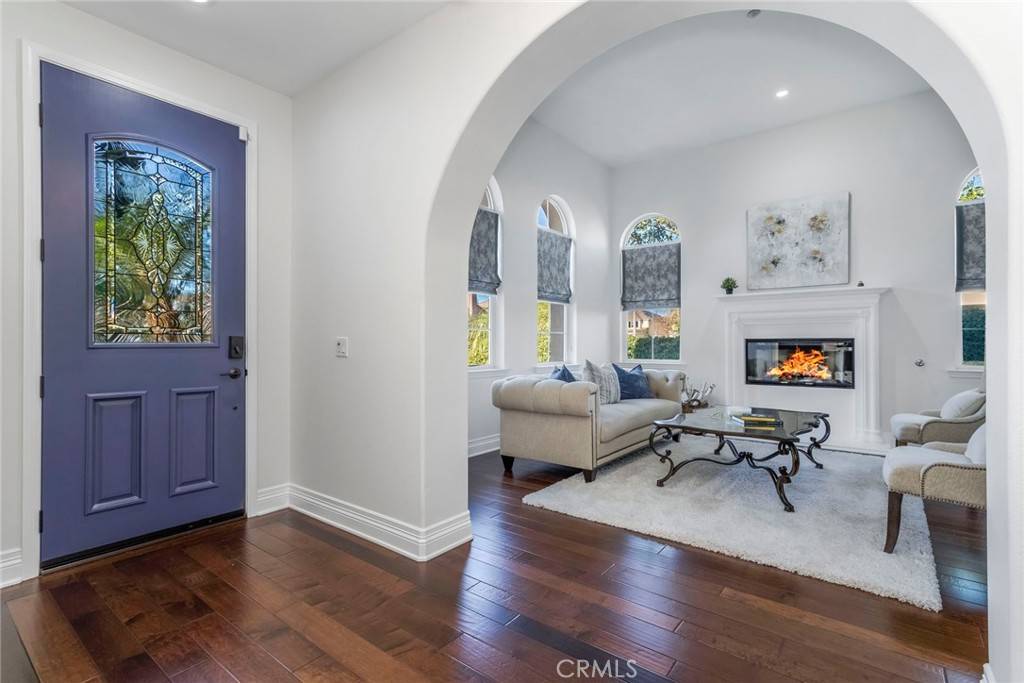 Moorpark, CA 93021,4194 Dakota DR
