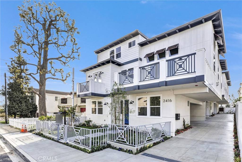 Redondo Beach, CA 90278,2416 CARNEGIE LN #C