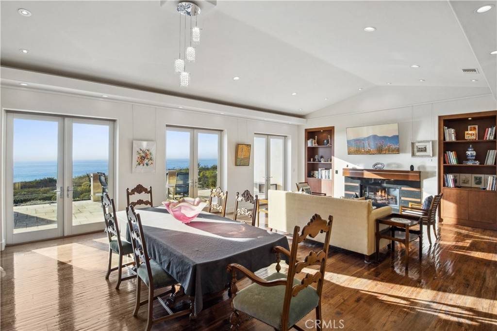 Rancho Palos Verdes, CA 90275,57 Via Del Cielo