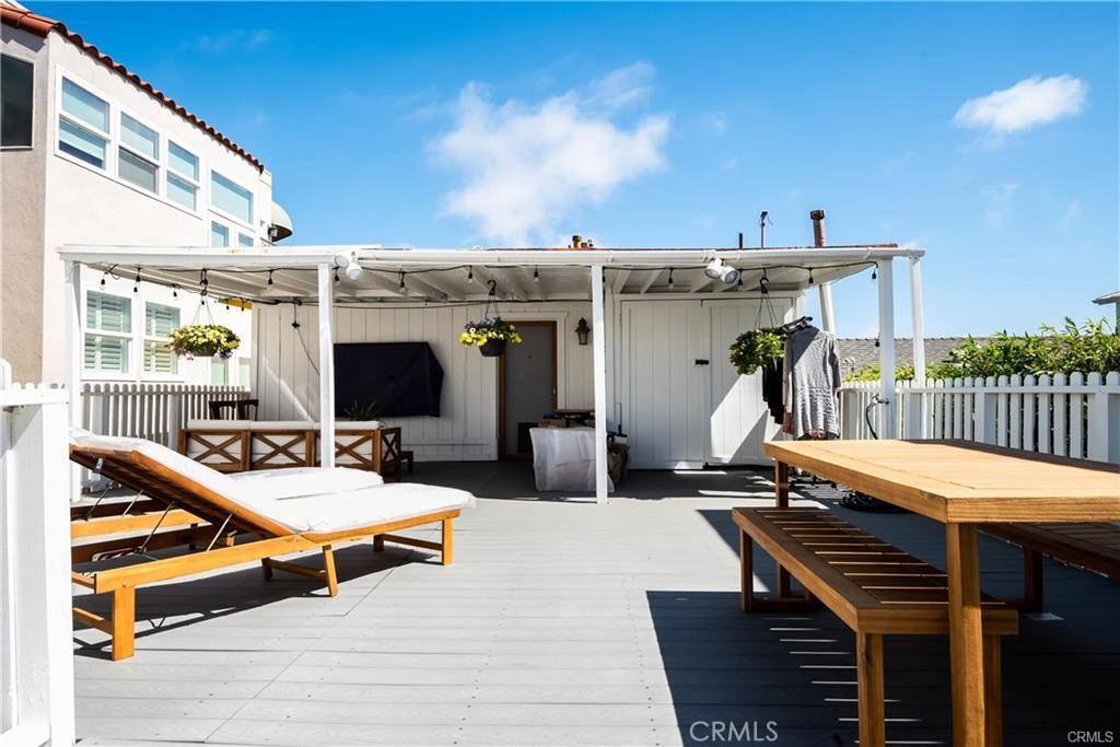 Manhattan Beach, CA 90266,203 15th