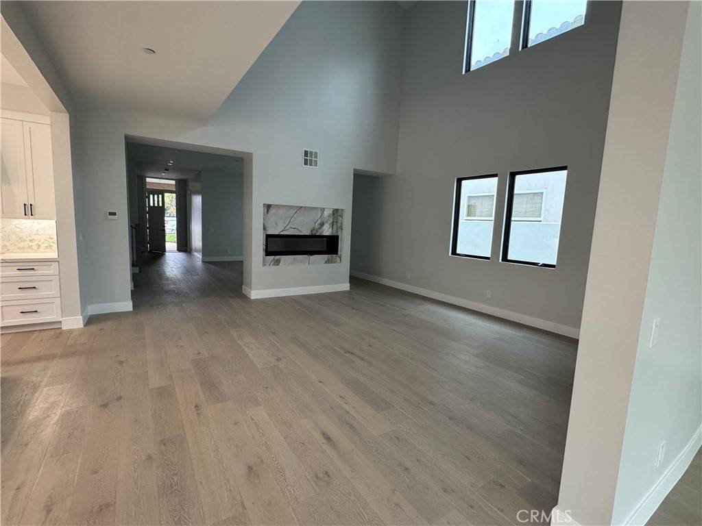 Manhattan Beach, CA 90266,1612 Gates AVE