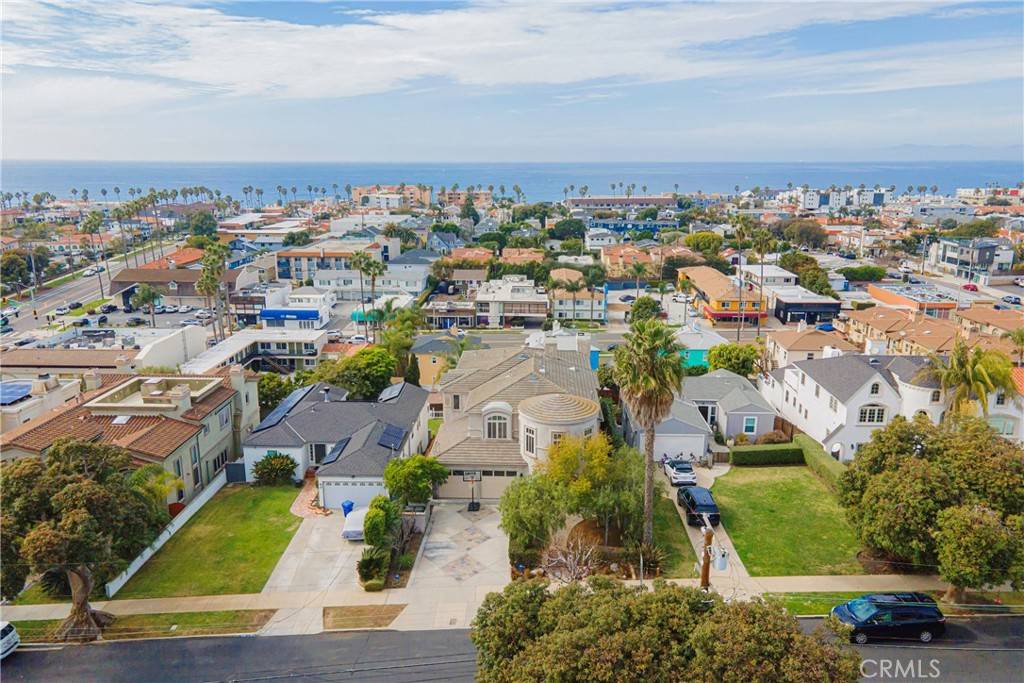 Redondo Beach, CA 90277,627 S Gertruda AVE