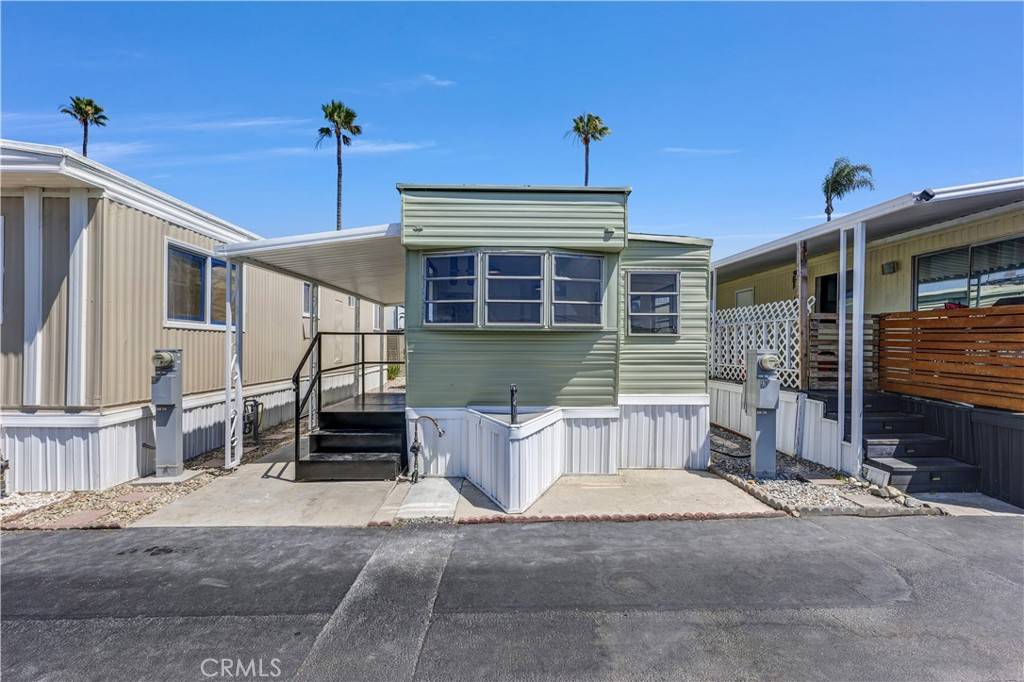 Gardena, CA 90247,16949 S Western #36B