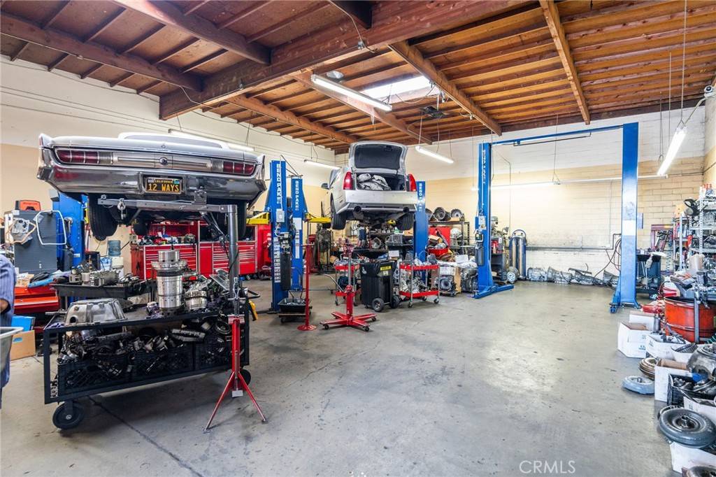 Gardena, CA 90249,1527 W El Segundo BLVD