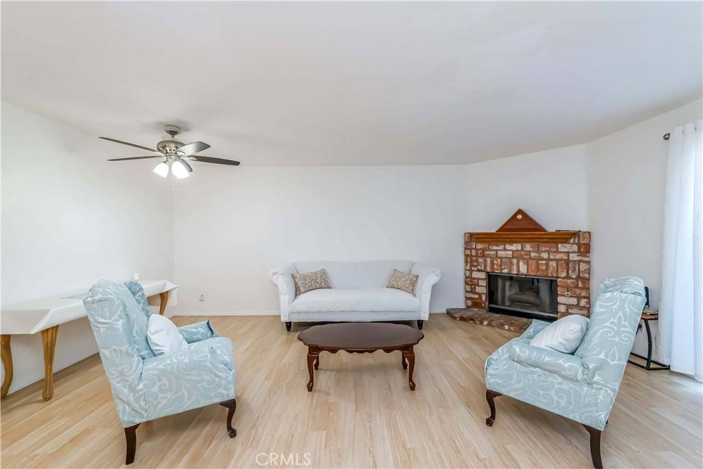 Gardena, CA 90247,1438 Marine AVE #3