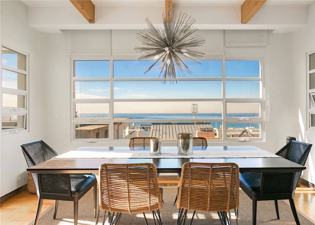 Manhattan Beach, CA 90266,216 5th ST