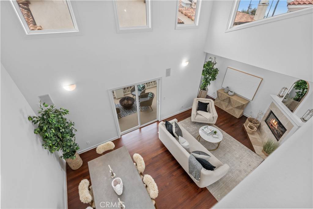 Redondo Beach, CA 90277,906 S Catalina AVE #B