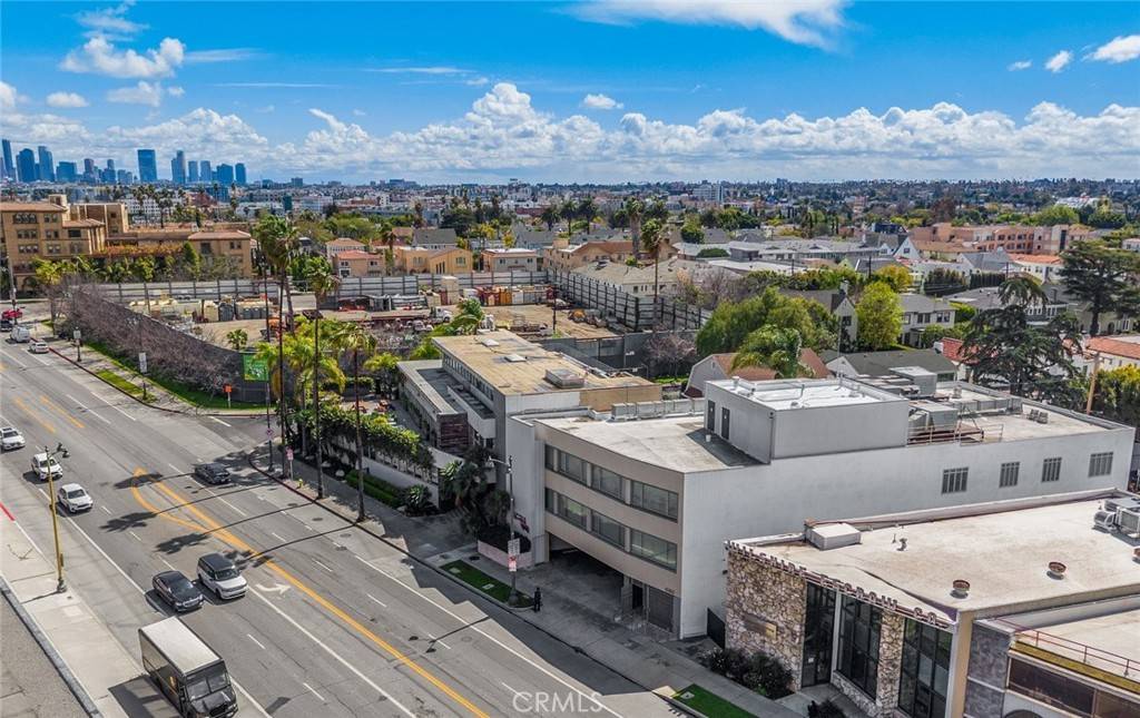 Los Angeles, CA 90010,4262 Wilshire BLVD