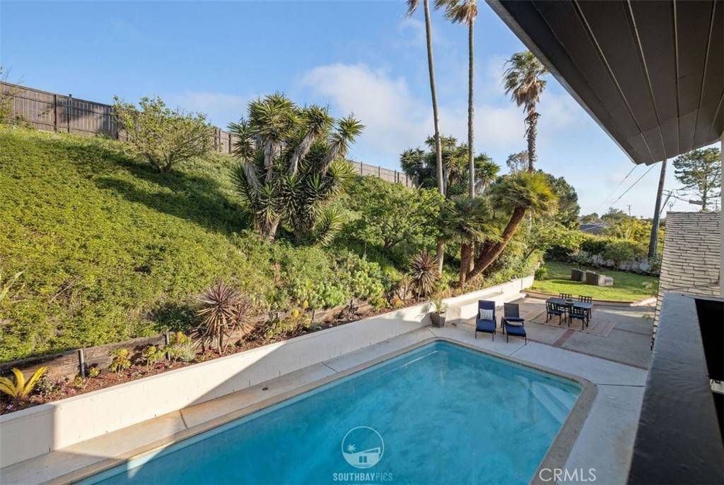 Rancho Palos Verdes, CA 90275,28068 Santona DR