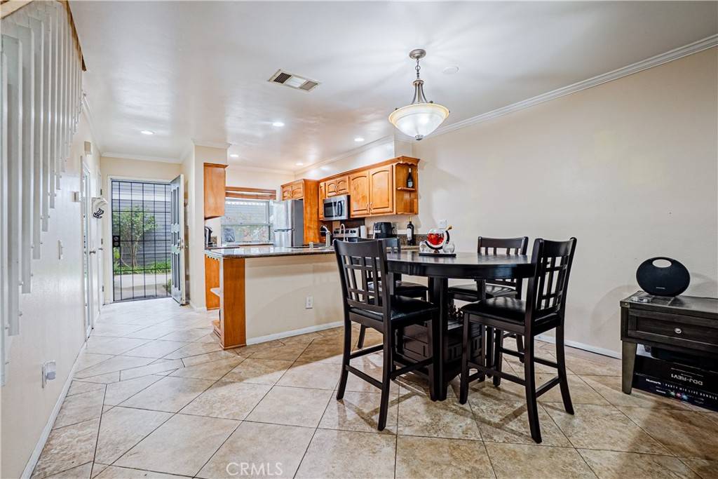 Wilmington, CA 90744,25301 Pine Creek LN