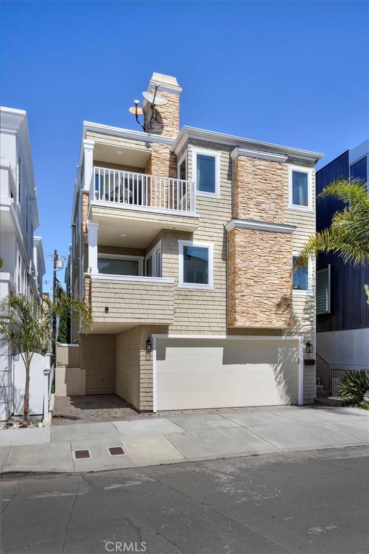 Manhattan Beach, CA 90266,437 23rd ST
