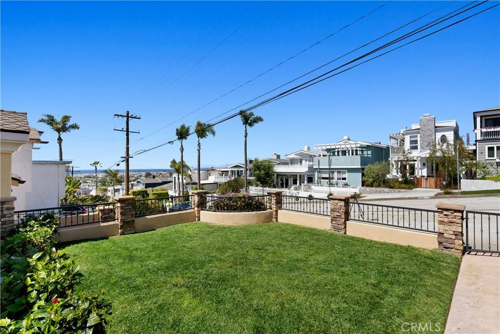 Hermosa Beach, CA 90254,668 Longfellow AVE