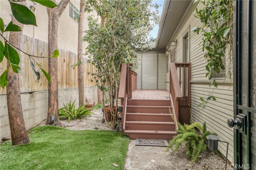 Santa Monica, CA 90401,1332 10th ST