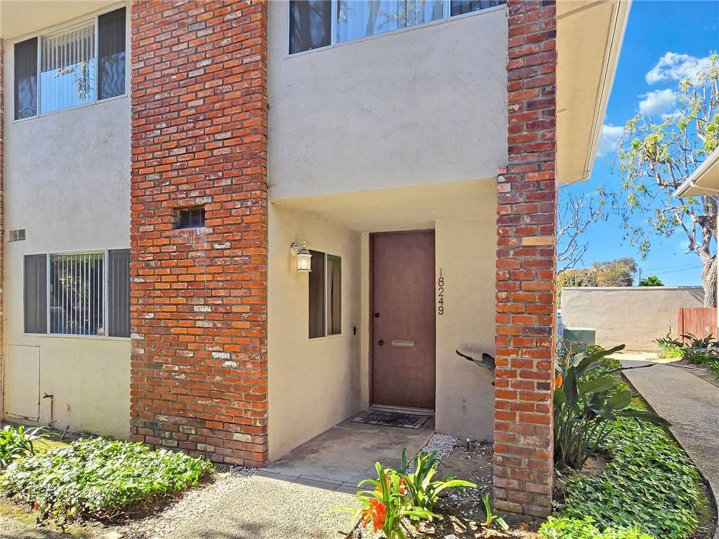Torrance, CA 90504,18249 Van Ness AVE