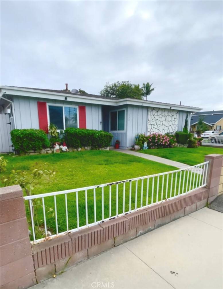 Wilmington, CA 90744,432 Q ST E
