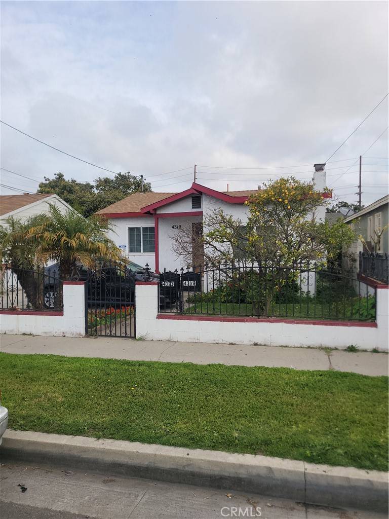 Inglewood, CA 90304,4319 W 104th ST