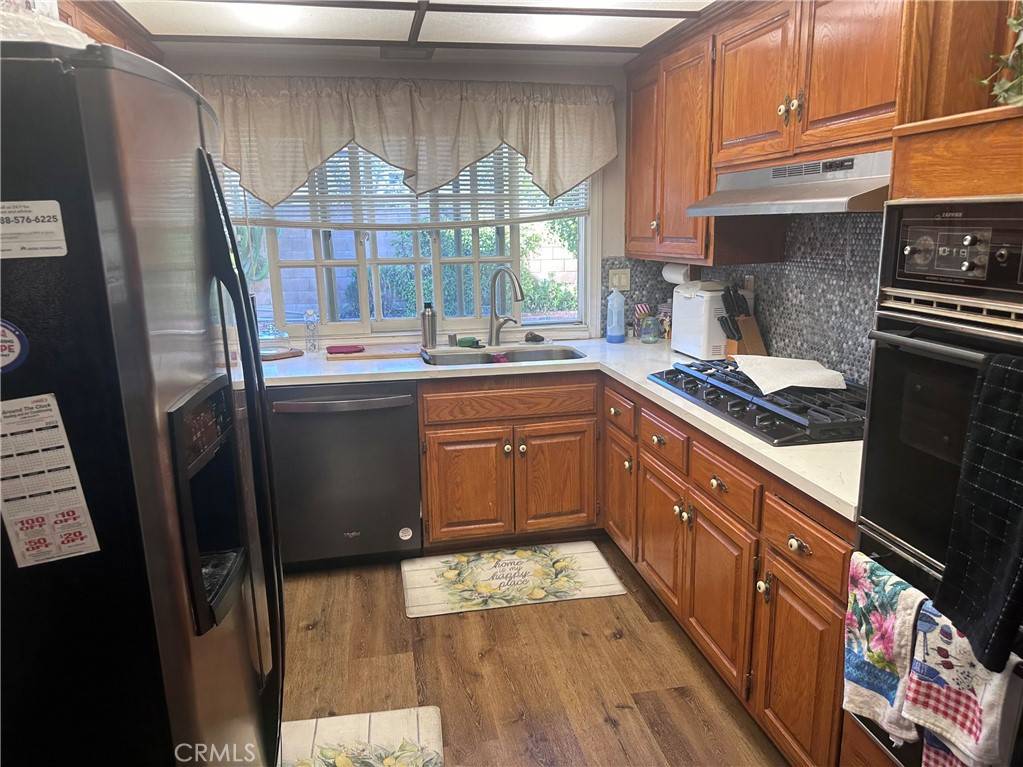 Chatsworth, CA 91311,10157 Glade AVE