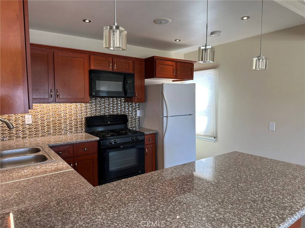 Lomita, CA 90717,25514 Narbonne