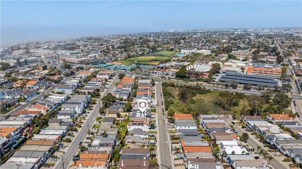 Redondo Beach, CA 90278,1737 Goodman AVE