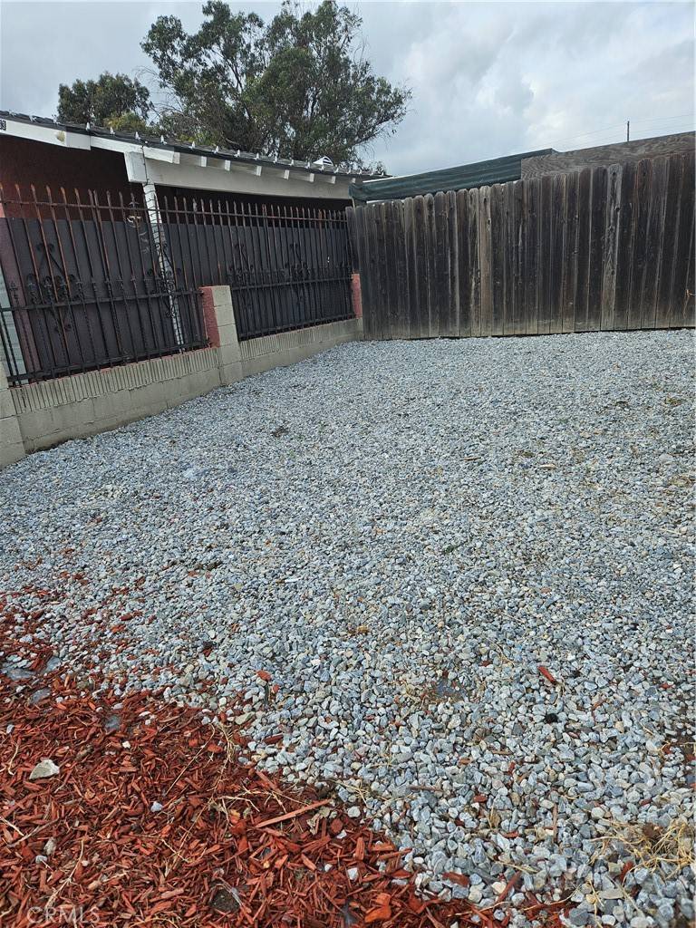 Los Angeles, CA 90059,10929 Compton AVE