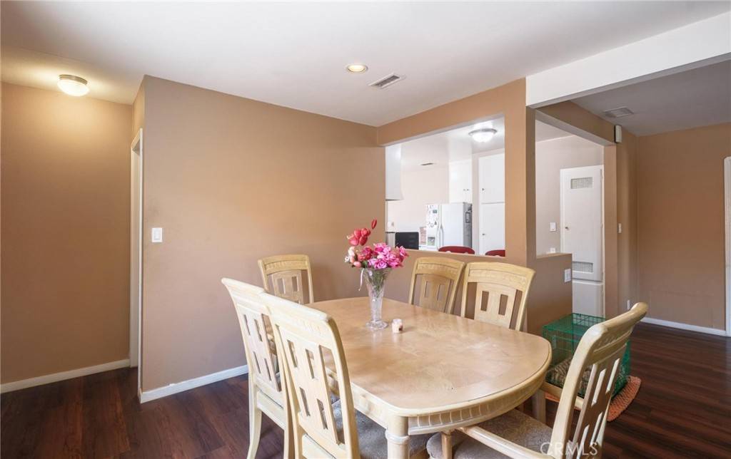 Long Beach, CA 90805,310 E Forhan St