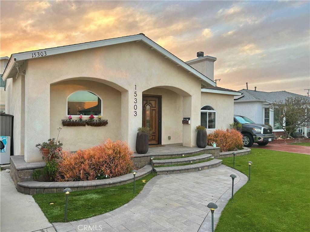 Gardena, CA 90249,15303 Ermanita AVE
