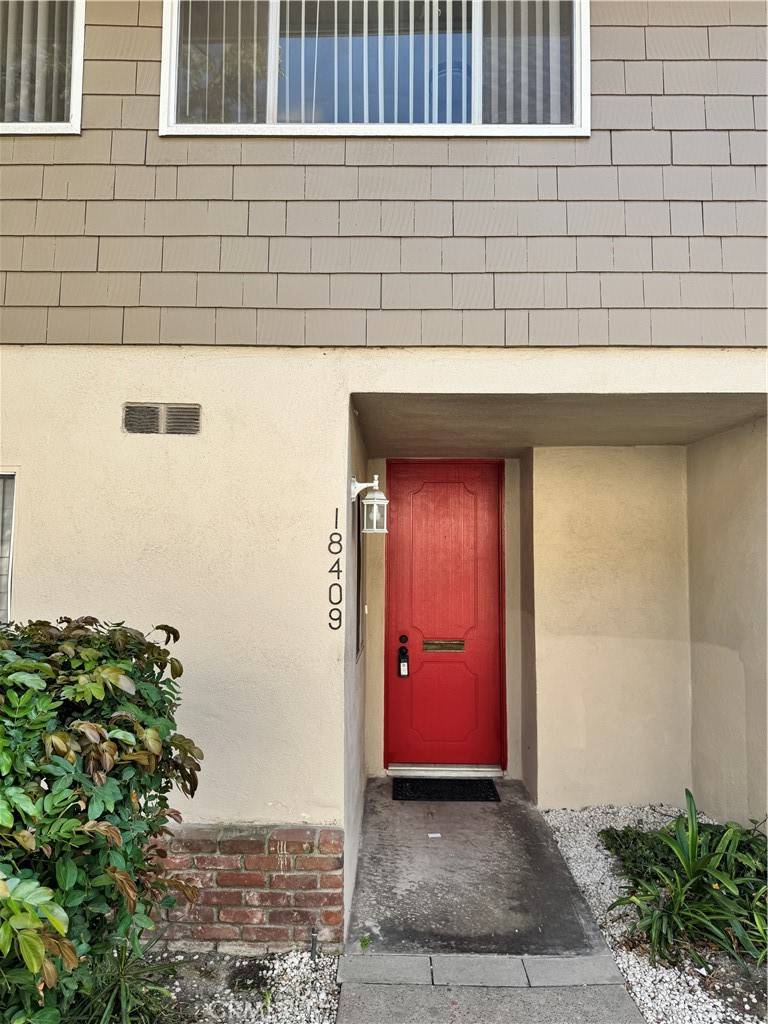 Torrance, CA 90504,18409 Van Ness