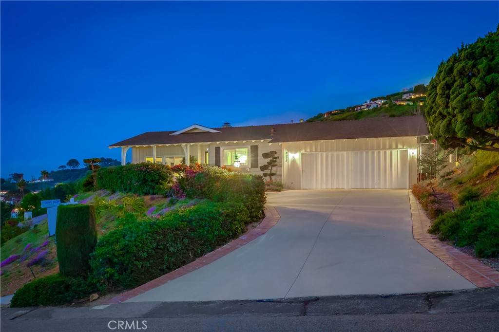 Rancho Palos Verdes, CA 90275,2978 Crownview DR