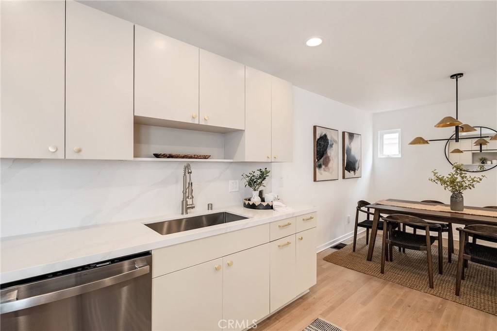 Hermosa Beach, CA 90254,1429 Manhattan AVE