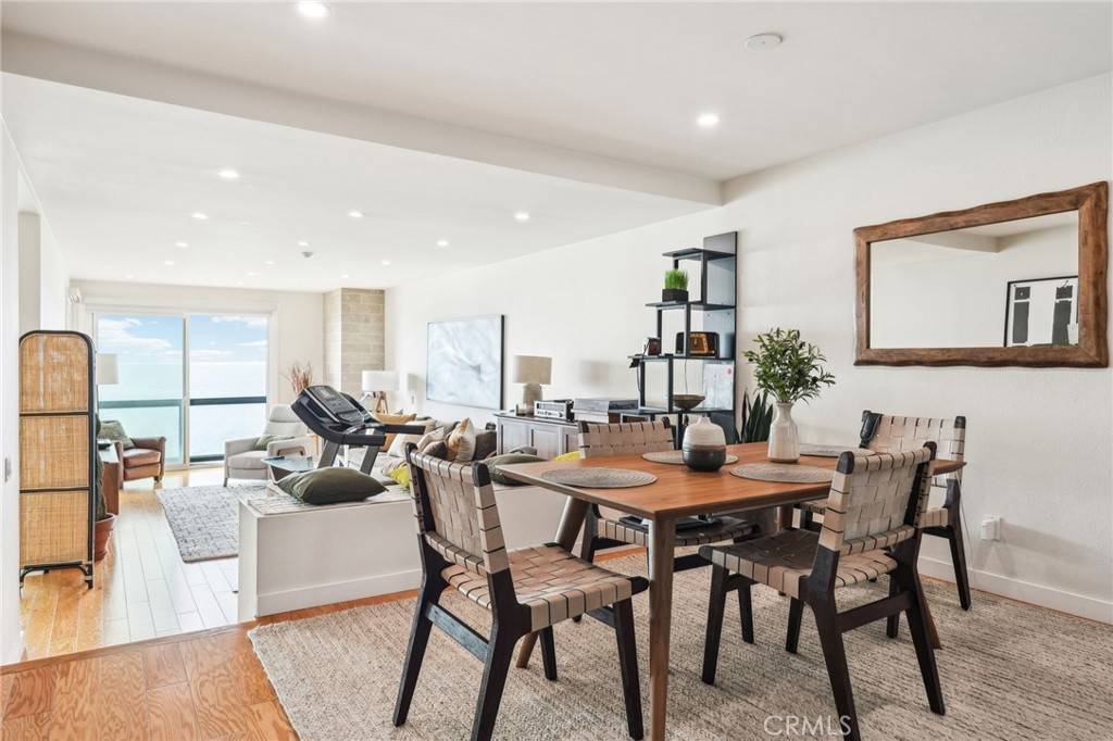 Redondo Beach, CA 90277,575 Esplanade #205