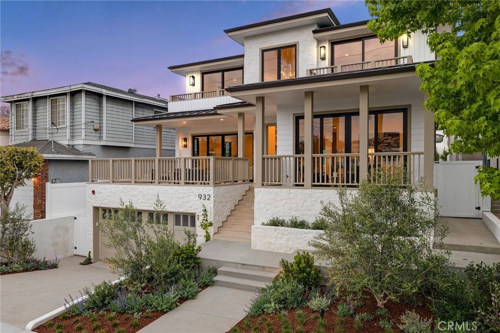 Manhattan Beach, CA 90266,932 9th ST
