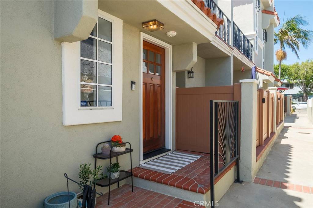 Redondo Beach, CA 90277,511 N Elena Avenue #Unit C