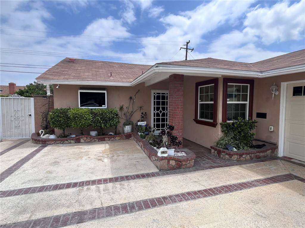 Carson, CA 90746,19522 Caney AVE