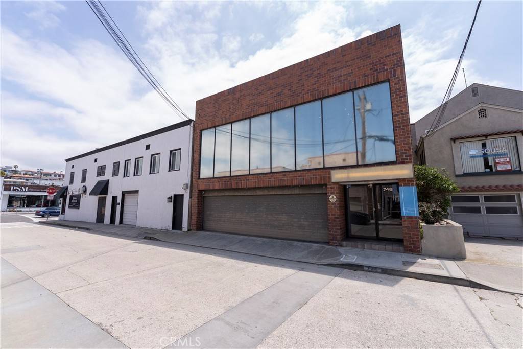 Hermosa Beach, CA 90254,746 4th ST