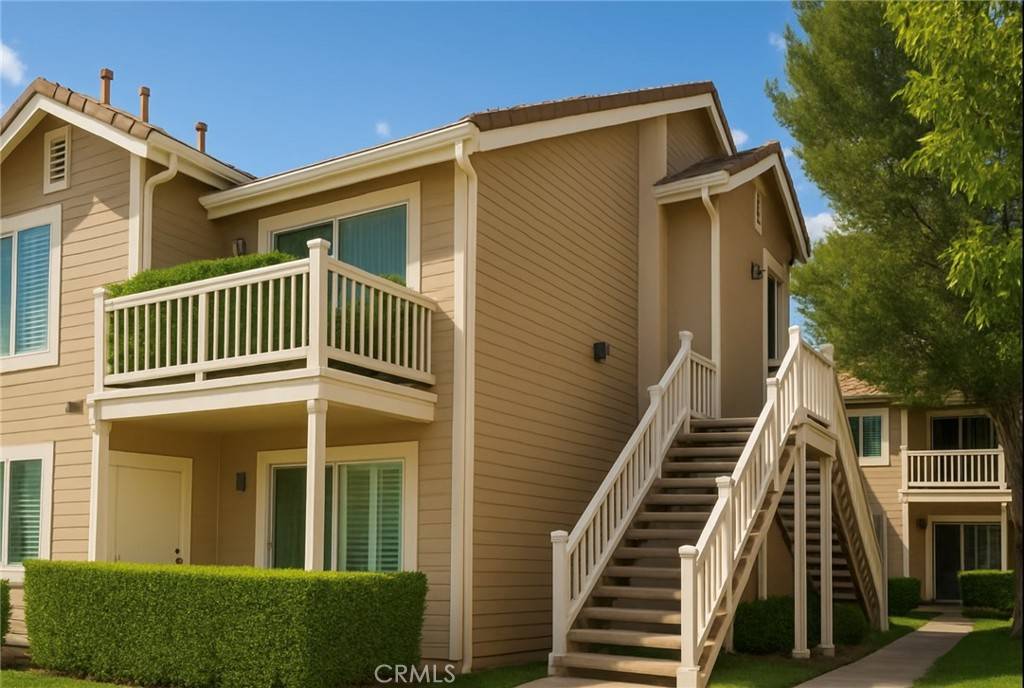 Inglewood, CA 90305,8712 Chessington DR #255D