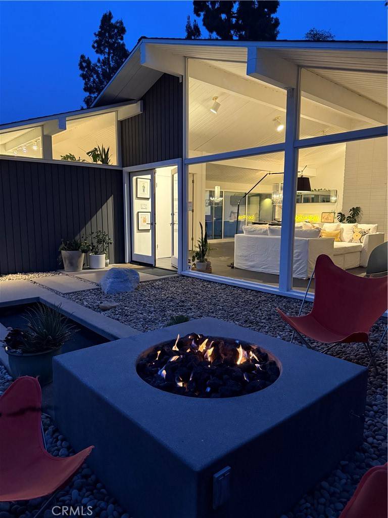 Rancho Palos Verdes, CA 90275,28715 Crestridge RD