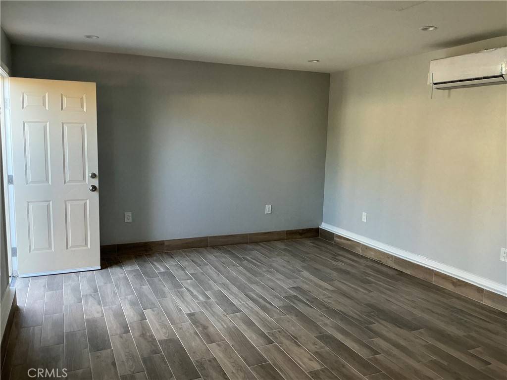 Long Beach, CA 90807,3229 Locust AVE