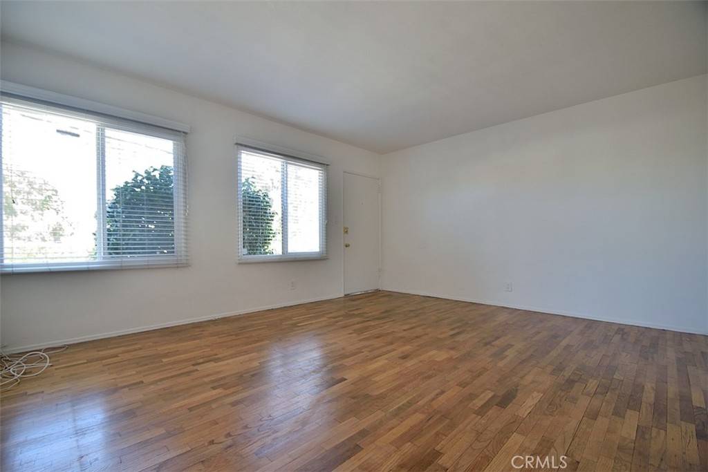 Redondo Beach, CA 90278,2400 Marshallfield LN