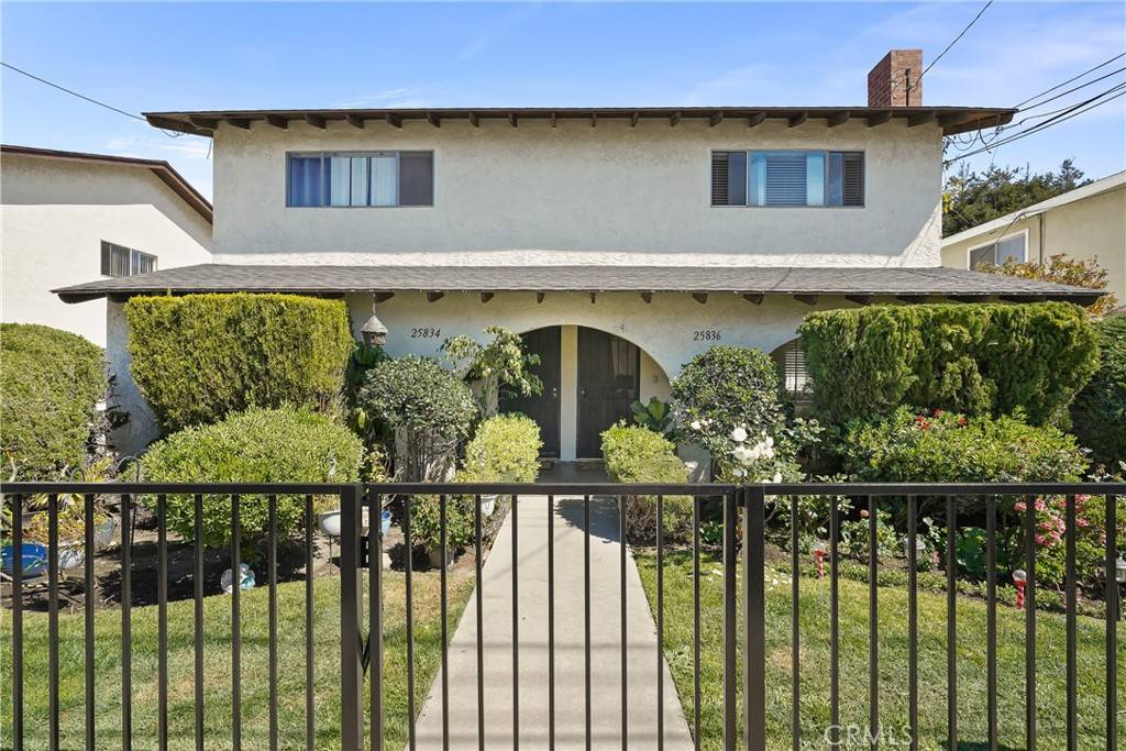 Lomita, CA 90717,25834 Cypress ST