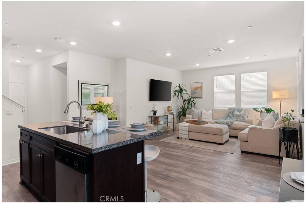 Chino, CA 91708,15982 Voyager Ave