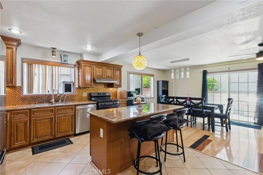 Carson, CA 90745,302 E 213th ST