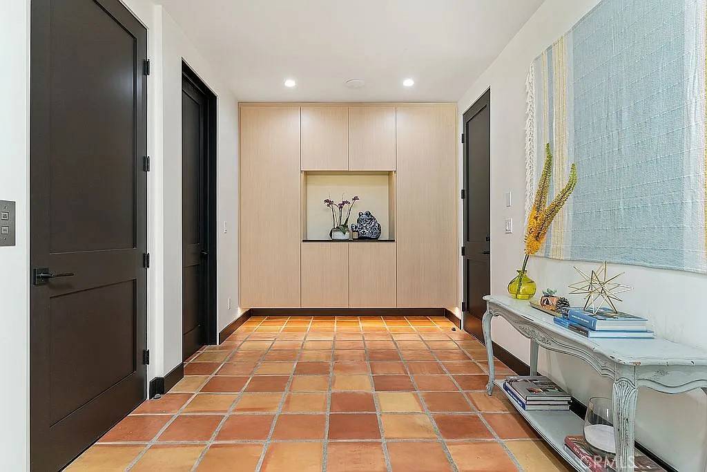 Redondo Beach, CA 90277,636 Vincent Park #B