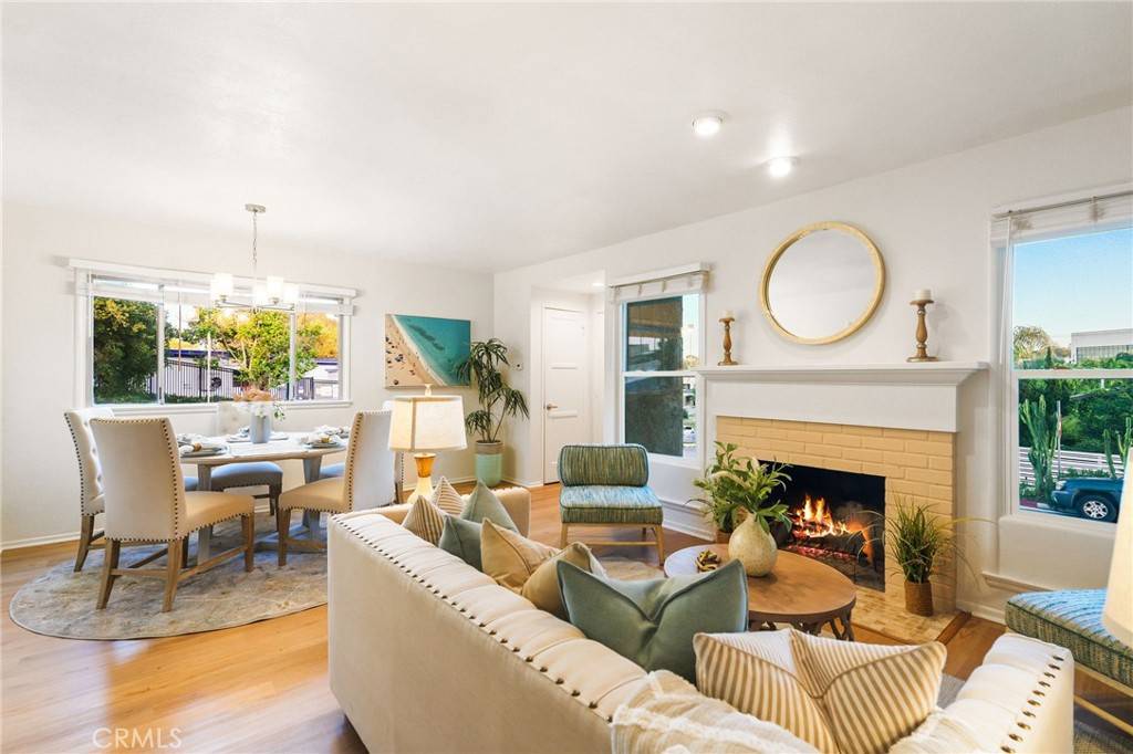 Manhattan Beach, CA 90266,1357 Curtis AVE