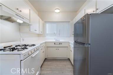 Redondo Beach, CA 90278,2312 Vanderbilt Lane #3